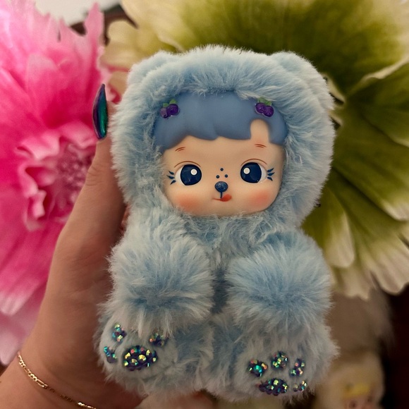 Meet your Posher, Jess AKA Labubu Boutique Makeovers by Jess LC - Picture 11 of 13